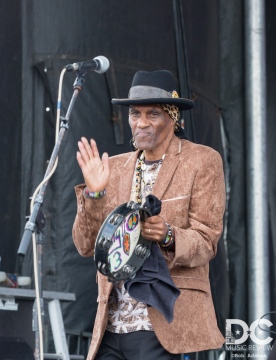 Cyril Neville performs at the  2019 French Quarter Fest