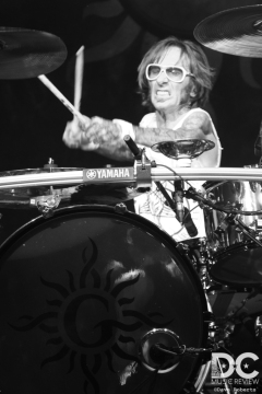 Shannon Larkin