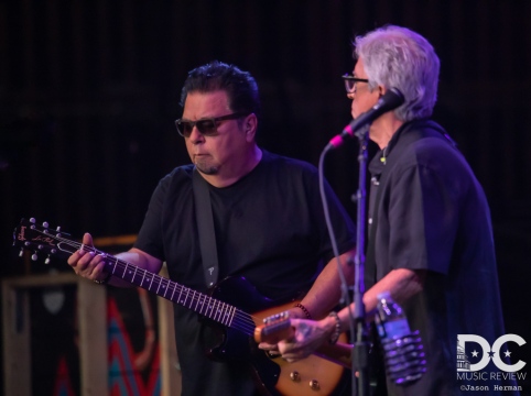 Los Lobos