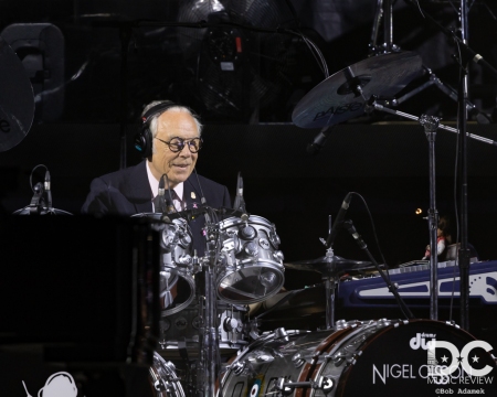 Nigel Olsson