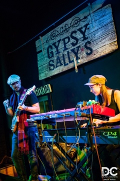 Tom Hamilton and Holly Bowling of Everyone Orchestra