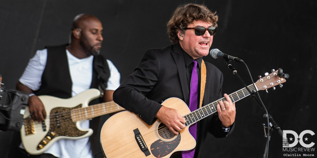 Keller WIlliams performs at Lockn 2018