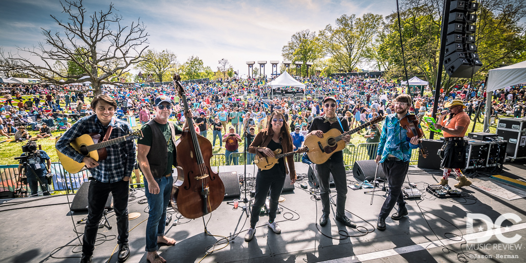 AJ Lee & Blue Summit enjoy a beautiful sunny day with thousands at Charm City Bluegrass 2022