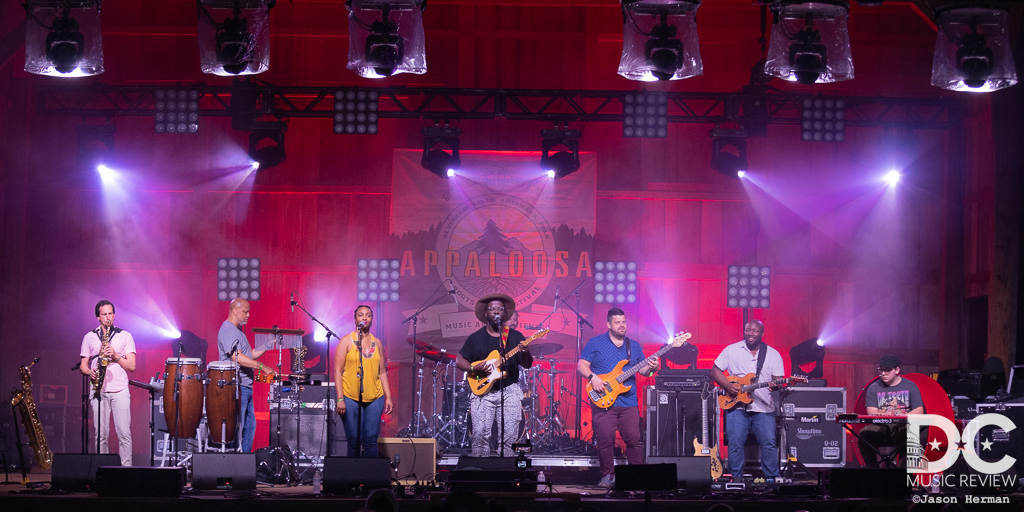 Everyday Everybody performs at Appaloosa