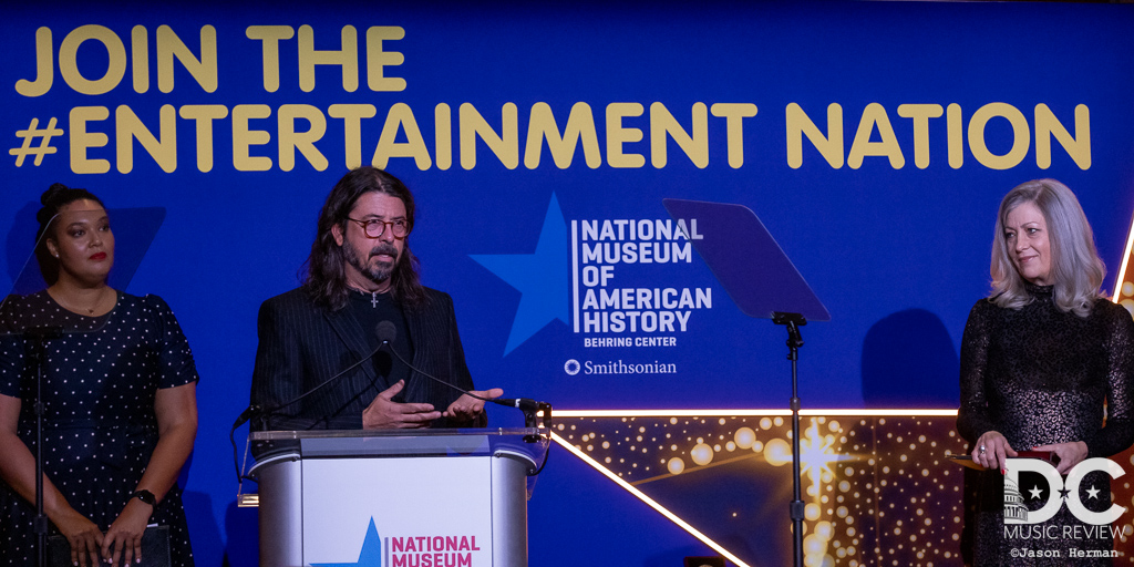 David Grohl with Dr. Krystal Klingenberg (L) and Dr. Anthea M. Hartig (R)