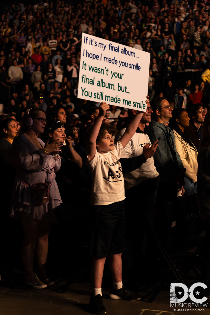 AJR fans showing their love and appreciation to their beloved band