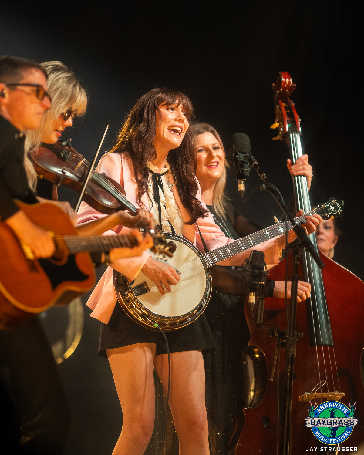 Molly Tuttle (Photo Credit: Jay Strausser)