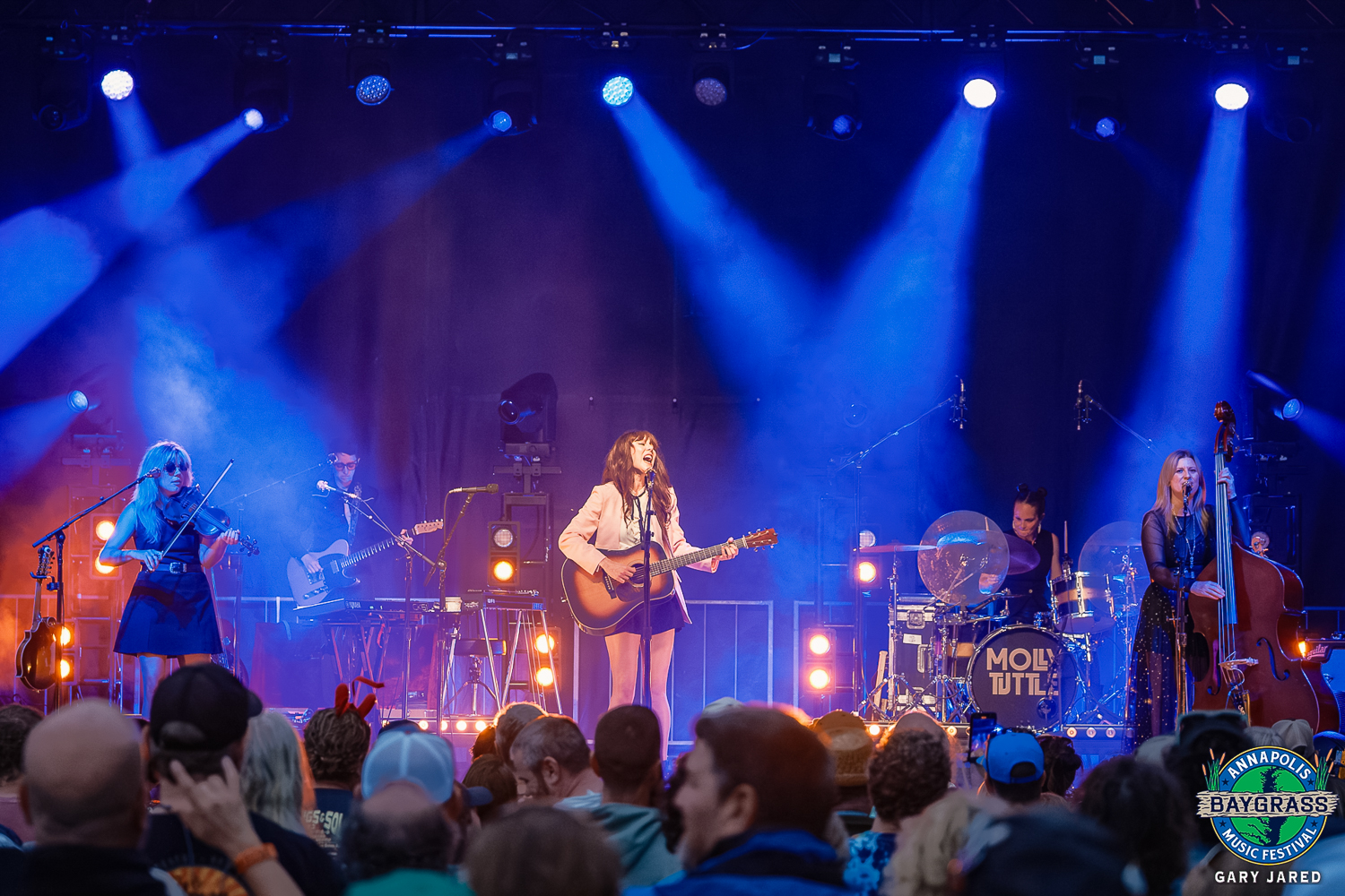 Molly Tuttle (Photo Credit: Gary Jared)