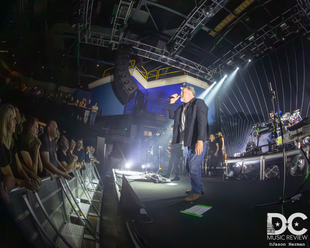 elbow performs at the 9:30 Club on Sep. 26, 2025