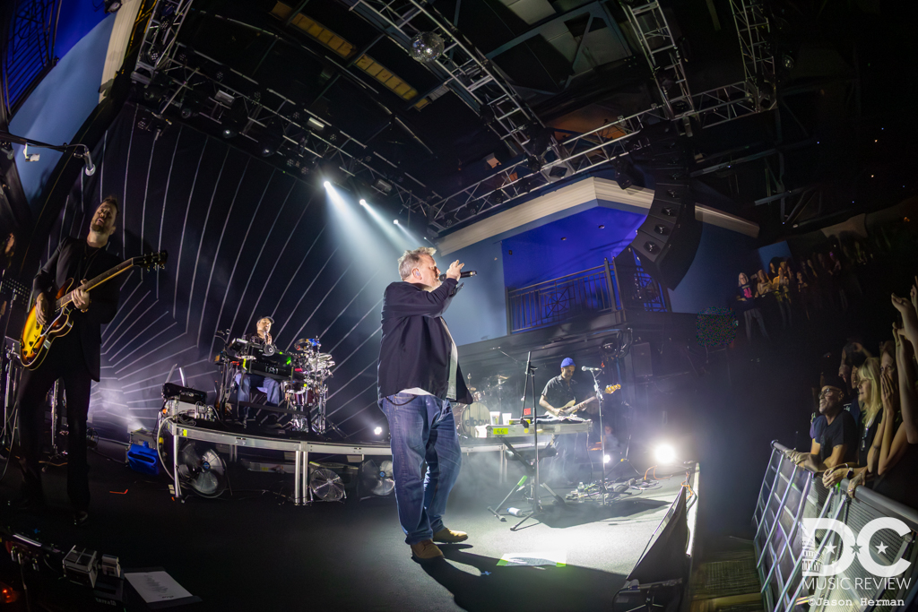 elbow performs at the 9:30 Club on Sep. 26, 2025