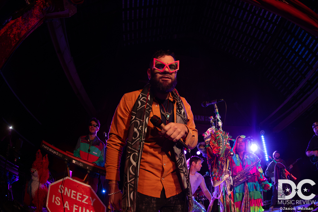 Underground Sneezhäus