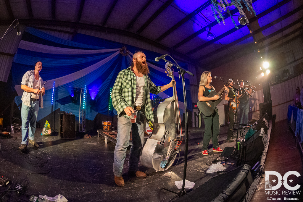 The Tan & Sober Gentlemen