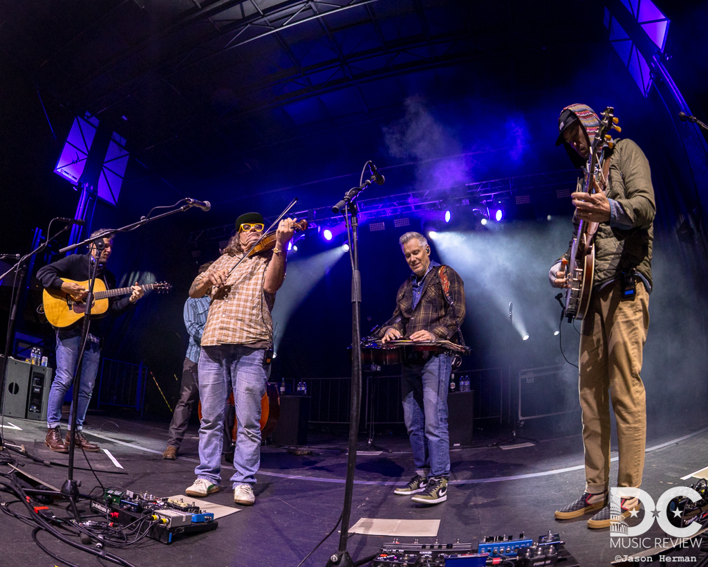 The Infamous Stringdusters